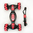 Auto na daljinsko upravljanje koji se transformiše